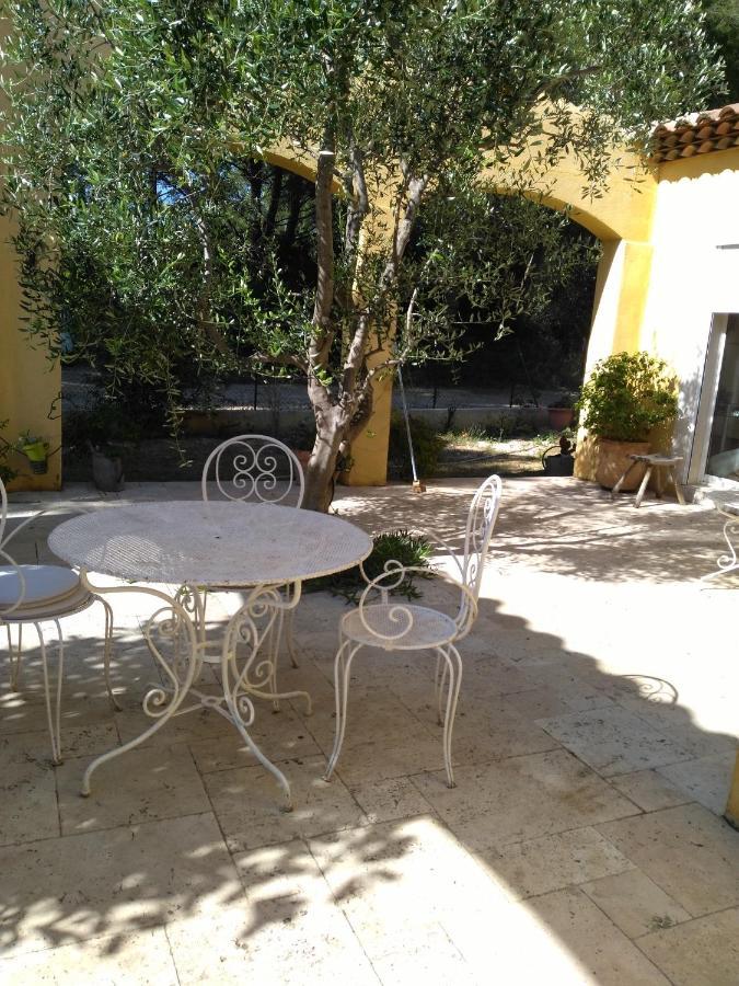 Villa De La Terre Blanche Sanary-sur-Mer Luaran gambar