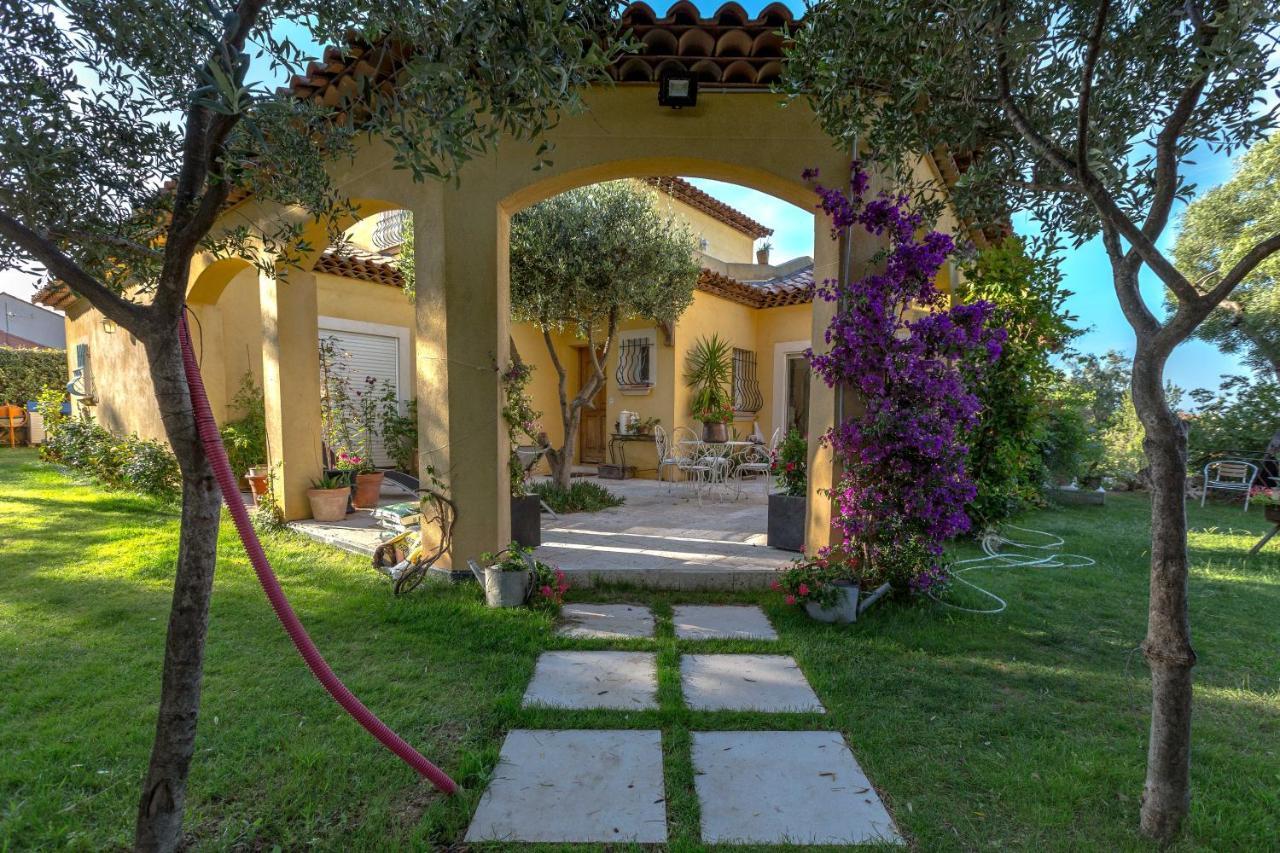Villa De La Terre Blanche Sanary-sur-Mer Luaran gambar