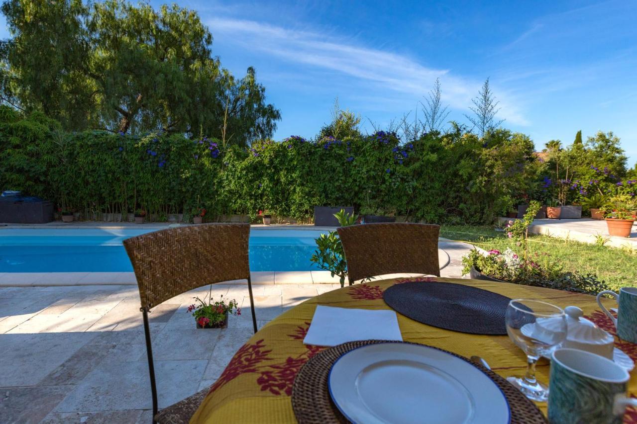 Villa De La Terre Blanche Sanary-sur-Mer Luaran gambar